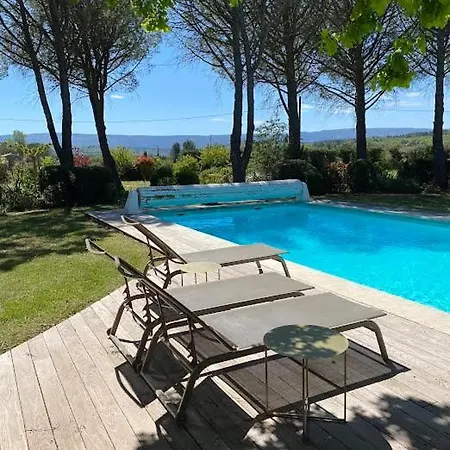 Avec Piscine A Gordes, En Provence Villa *